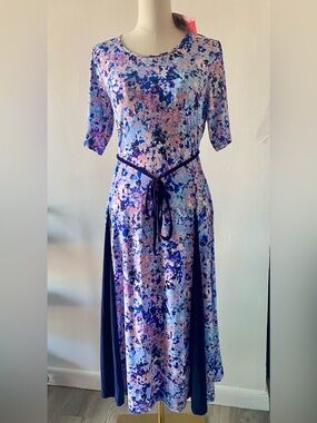 Nina Leonard Floral Pullover Miracle Matte Jersey Maxi Dress
Women's Size PL